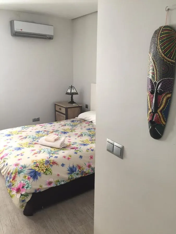 Felix Saenz Roomalaga By Bossh Apartments